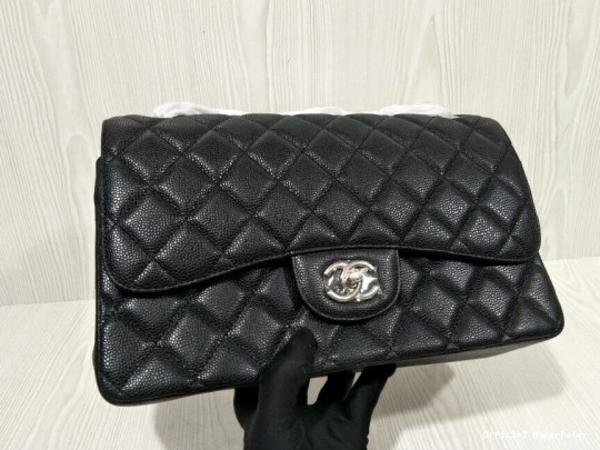 Hyper Peter FLAP 30CM BAG CHANEL 0817
